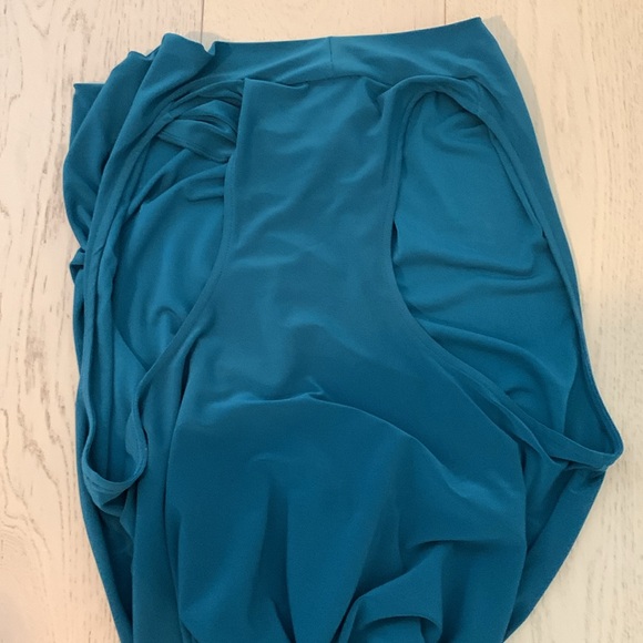 Turquoise blouse - Picture 3 of 4